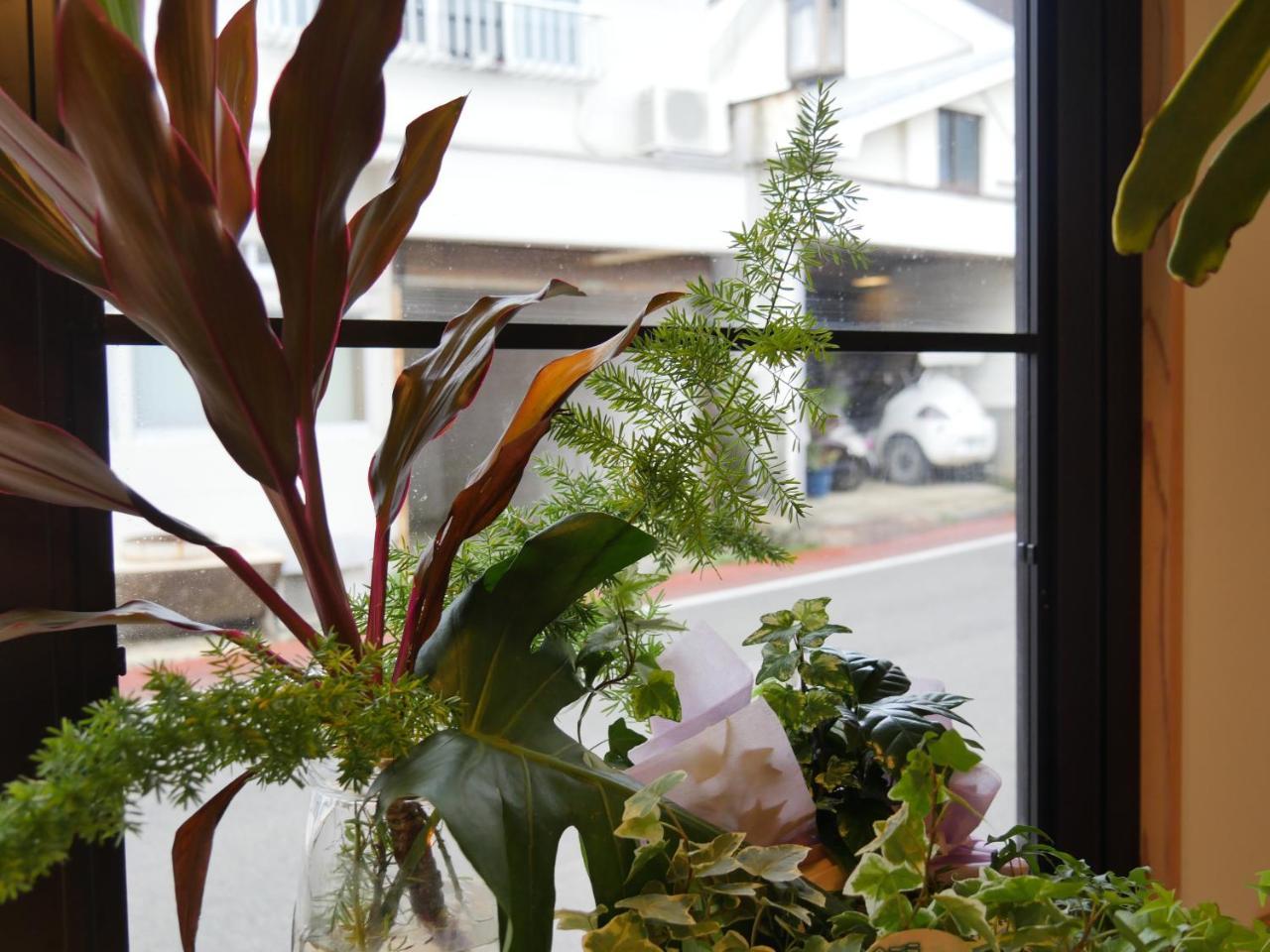 Meedafu'S Yui Hostel And Coffee Yoron Exterior foto